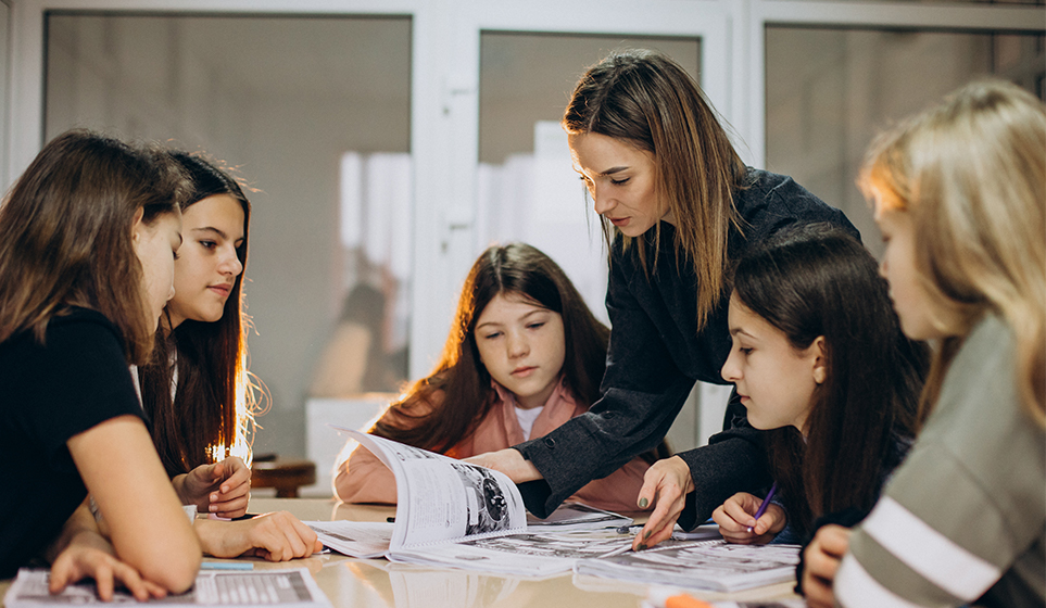 group-kids-studying-school